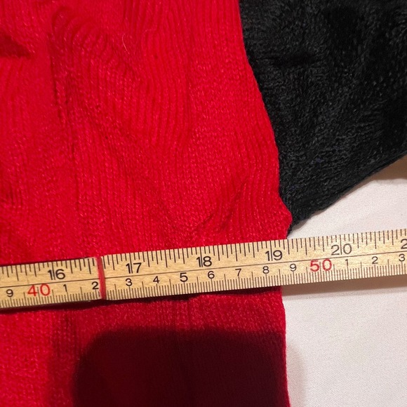 Vintage Snoopy & Friends Joe Cool Sweater Womens Medium Rainbow Hearts 90s USA - Picture 5 of 10